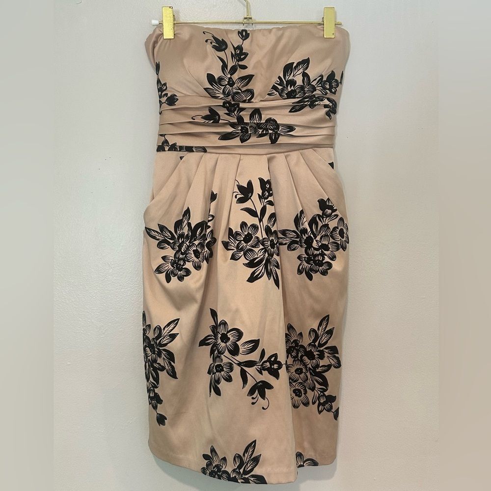 Snap Tan Cream Strapless Pleated Sheath Dress